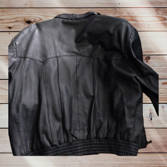 Leather world by lucky leather motorcycle medium - Picture 2 of 5